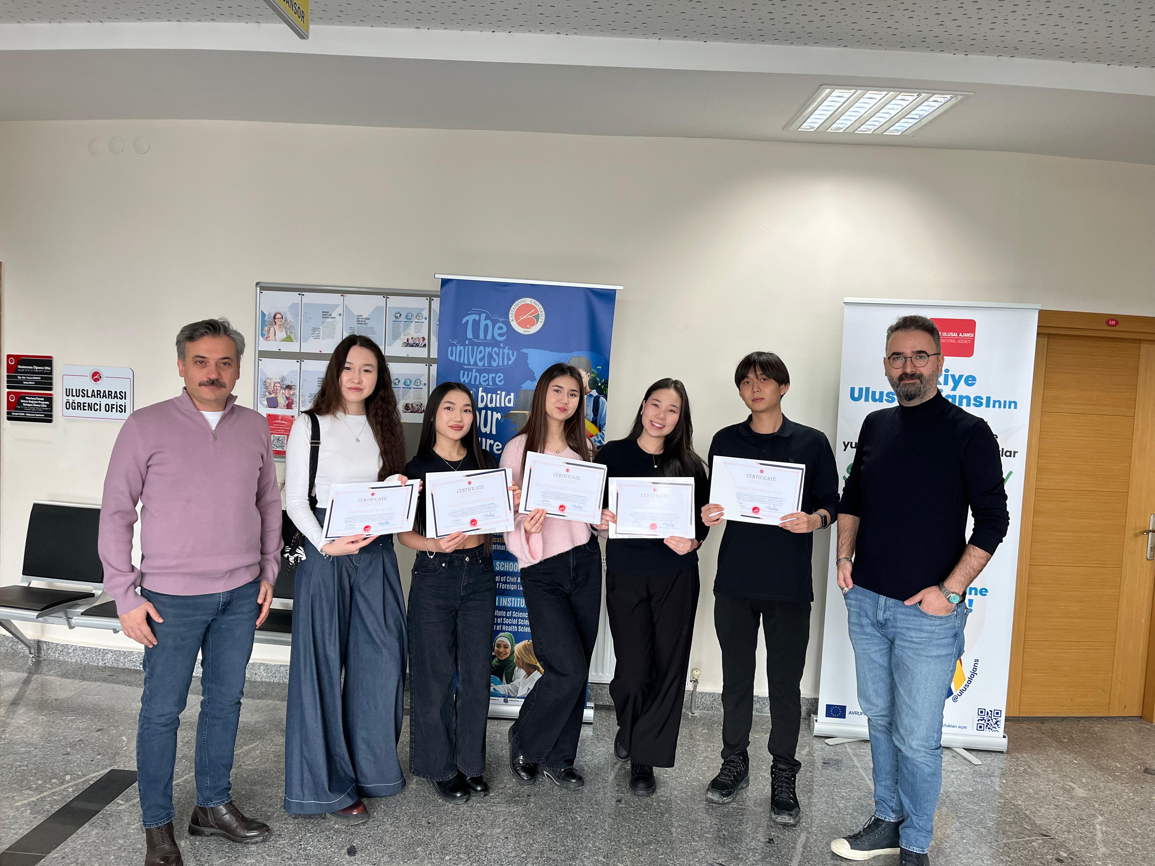 International Engineering-Technological University Öğrencilerine Sertifikaları Takdim Edildi